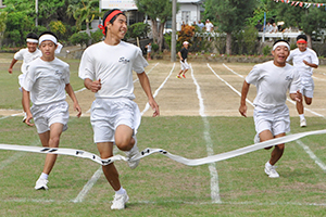 中学生による100ｍ走