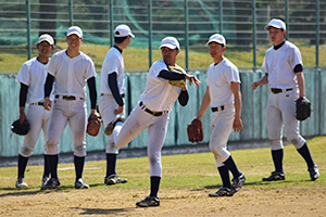 町総合運動公園野球場での気合の入った練習