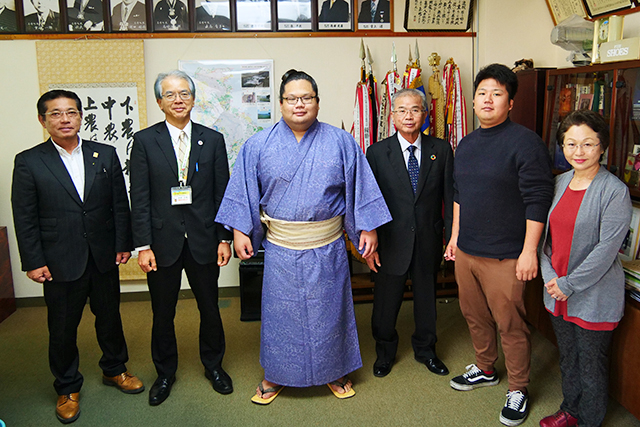 魁禅さんは元魁皇関の浅香山部屋に所属