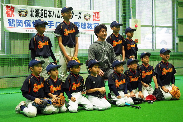 各スポーツ少年団で記念写真