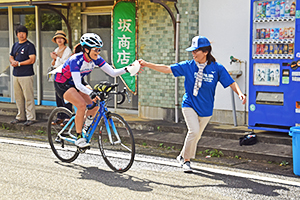 エイド等のボランティアも大会に大きく貢献