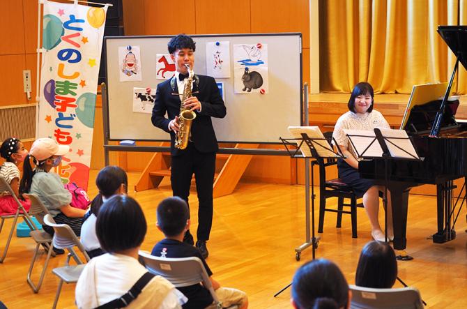 子どもから大人まで楽しんだ学習センター会場