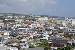 現在の亀津市街地