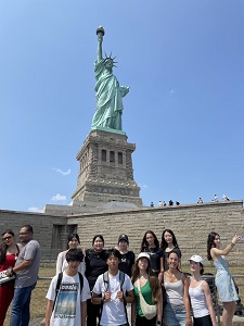 R7海外語学留学事業自由の女神