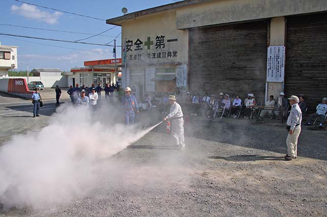 消火訓練（花徳）