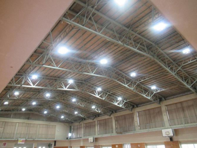 体育センター屋内照明設備