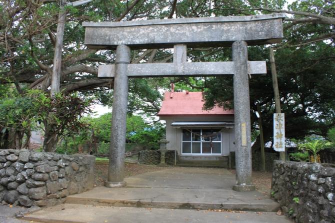 秋津神社：鳥居